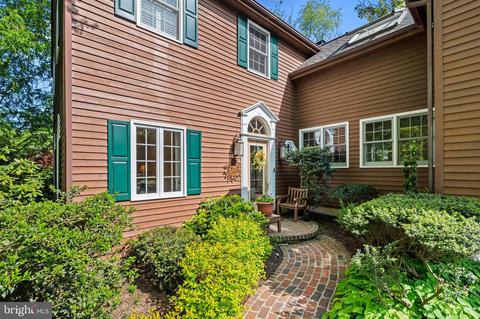 129 Deborah Dr, Wyomissing, PA 19610