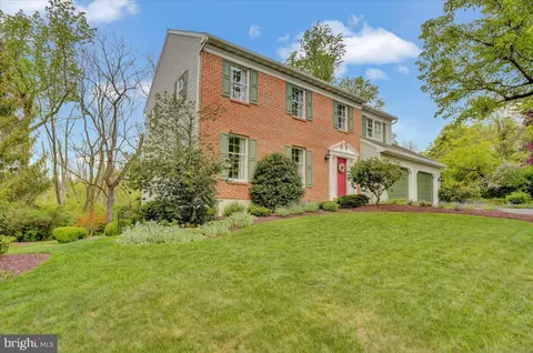 15 Valley Dr, Birdsboro, PA 19508