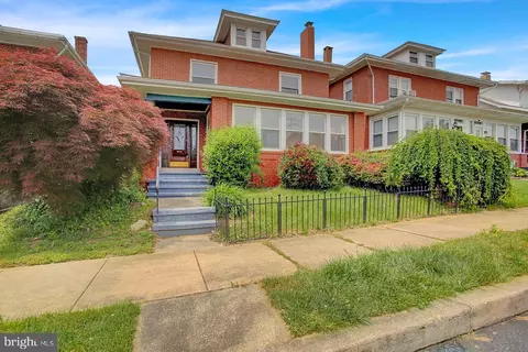 218 N Sterley St, Shillington, PA 19607