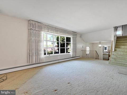1109 Commonwealth Blvd, Reading, PA 19607 photo 4