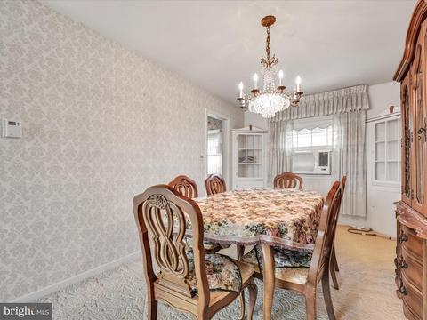 1109 Commonwealth Blvd, Reading, PA 19607 photo 8