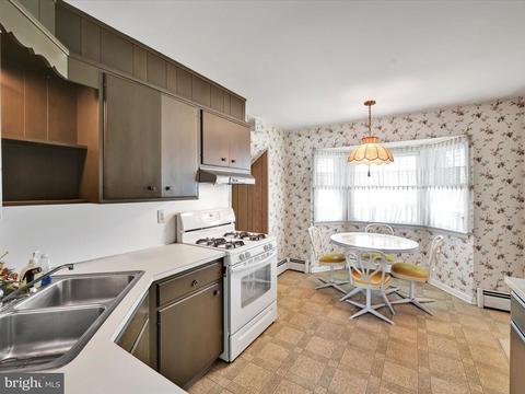 1109 Commonwealth Blvd, Reading, PA 19607 photo 12