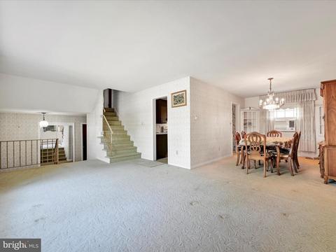 1109 Commonwealth Blvd, Reading, PA 19607 photo 6