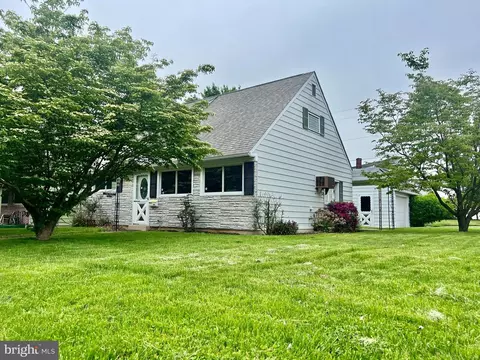 607 Tuckerton Ave, Temple, PA 19560