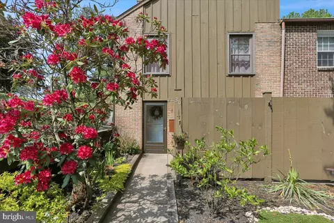 36 Fairway Rd, Reading, PA 19607