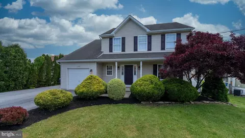 1240 Montgomery Ave, Boyertown, PA 19512