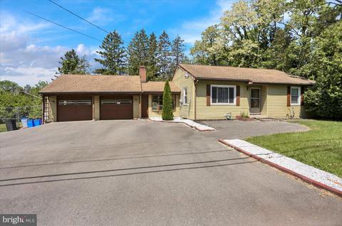 170 Fairview Chapel Rd, Birdsboro, PA 19508