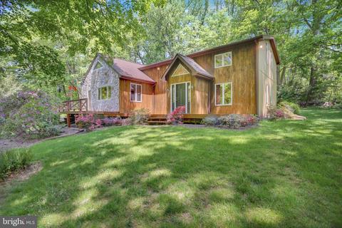 100 Trolley Ln, Mohnton, PA 19540