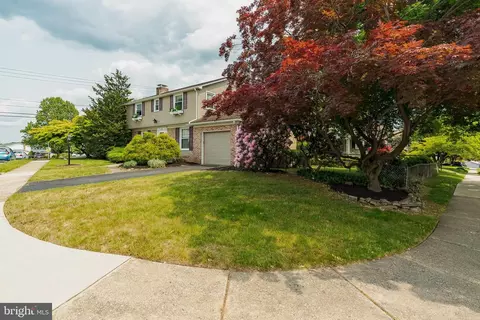 600 E Grill Ave, Reading, PA 19607 photo 2