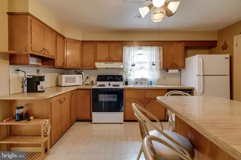 600 E Grill Ave, Reading, PA 19607 photo 19