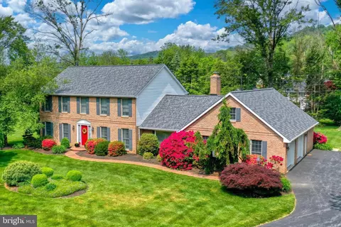75 Sherwood Dr, Reading, PA 19606