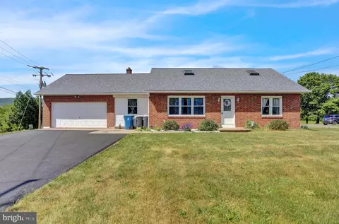 5486 Old Route 22, Hamburg, PA 19526