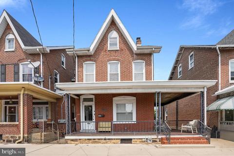 327 E Philadelphia Ave, Boyertown, PA 19512