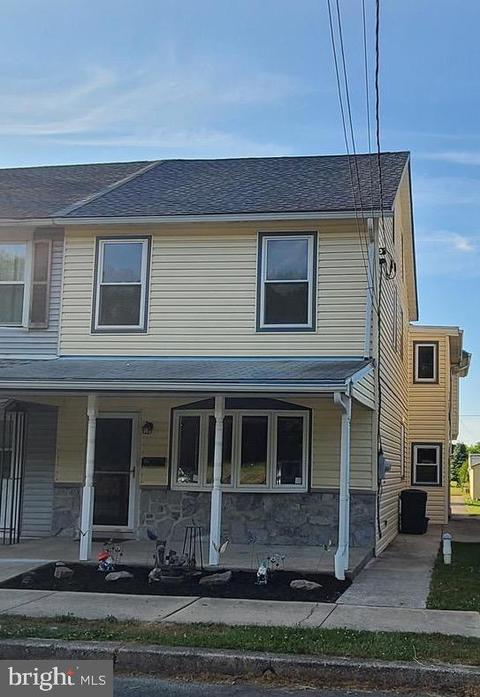 325 Furnace St, Topton, PA 19562