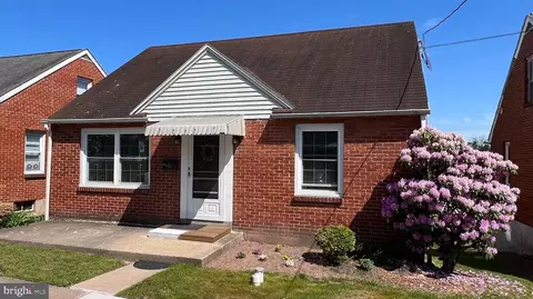 220 Shaner St, Boyertown, PA 19512