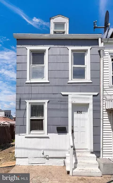 424 Orange St, Reading, PA 19602