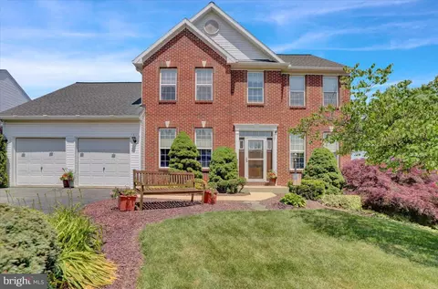 2513 Simon Dr, Sinking Spring, PA 19608