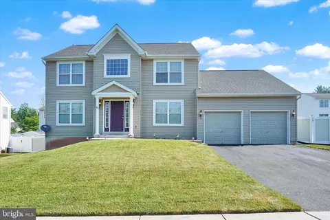 61 Sherman Rd, Birdsboro, PA 19508