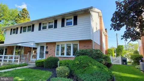 2220 Fairview St, West Lawn, PA 19609