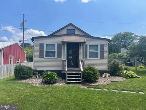 2210 Lincoln Ave, Reading, PA 19609