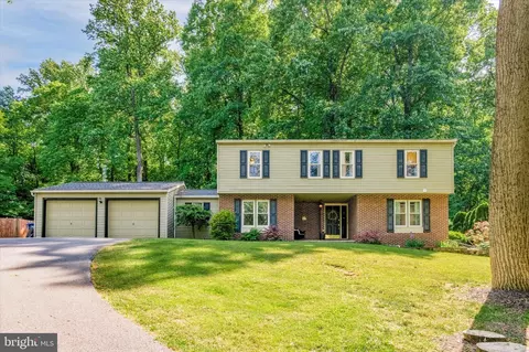 504 Arrowhead Trl, Reading, PA 19608