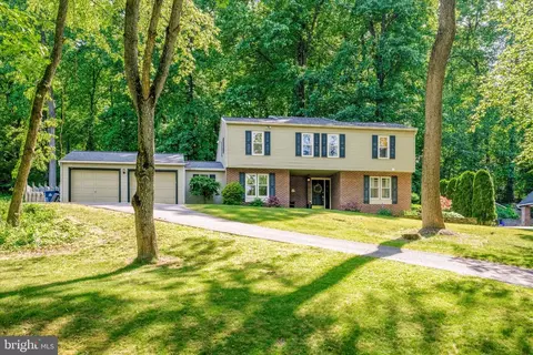 504 Arrowhead Trl, Reading, PA 19608 photo 3