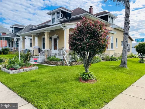432 Eisenbrown St, Reading, PA 19605