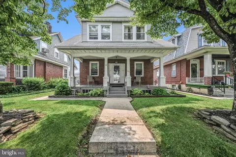 426 Fairview St, Reading, PA 19605