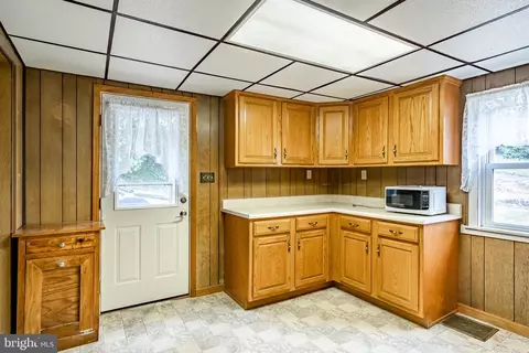 1974 Cedar Top Rd, Reading, PA 19607 photo 7