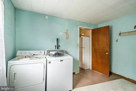 1974 Cedar Top Rd, Reading, PA 19607 photo 14