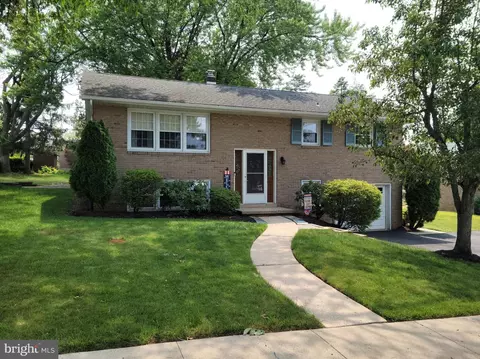 3904 Moyer Ave, Reading, PA 19606