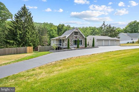 786 Church Rd, Shillington, PA 19607
