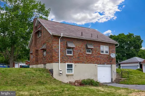 310 Elsie St, Reading, PA 19607 photo 9