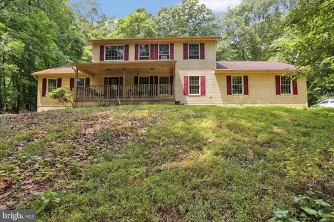 23 Petsch Rd, Reading, PA 19606