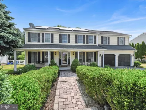 1033 Dallas Rd, Reading, PA 19605