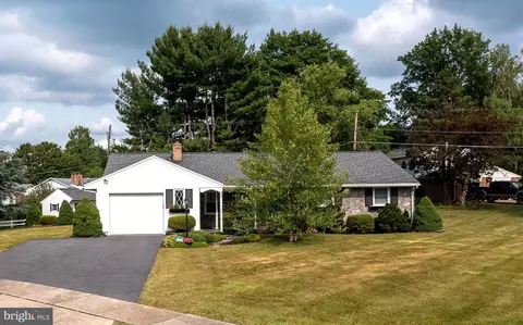 3116 Marcor Dr, Reading, PA 19608 photo 10