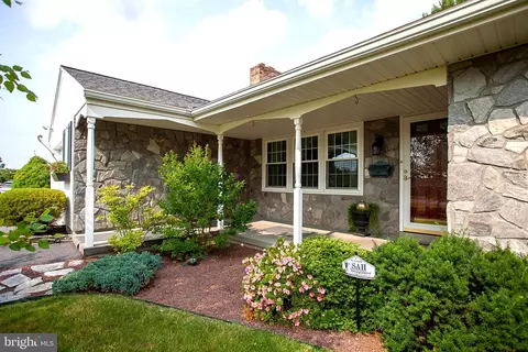 3116 Marcor Dr, Reading, PA 19608 photo 3