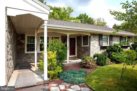 3116 Marcor Dr, Reading, PA 19608 photo 4