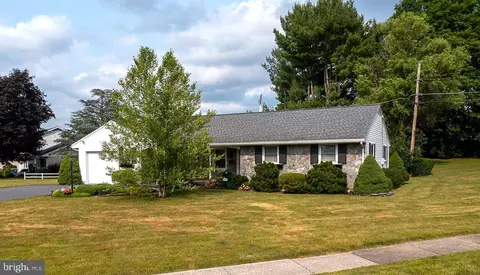3116 Marcor Dr, Reading, PA 19608 photo 11