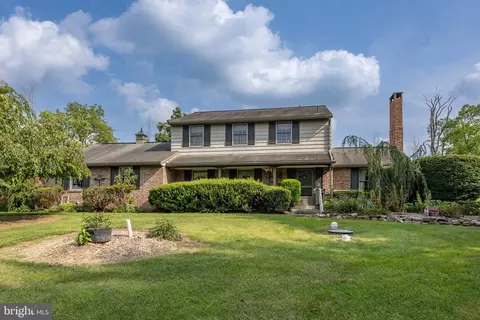 187 Amity Park Rd, Douglassville, PA 19518