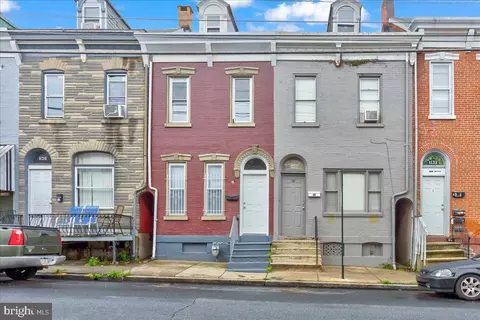 1134 Cotton St, Reading, PA 19602