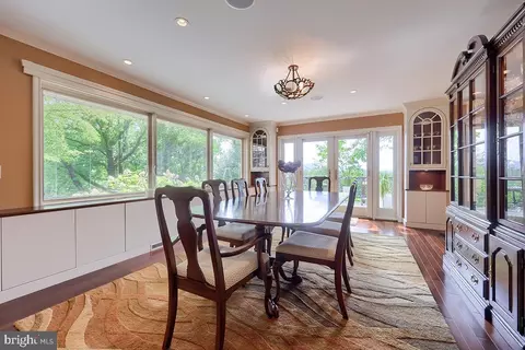 345 Pennsylvania Ave, Shillington, PA 19607 photo 19