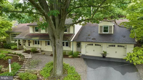 345 Pennsylvania Ave, Shillington, PA 19607 photo 5
