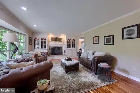 345 Pennsylvania Ave, Shillington, PA 19607 photo 13