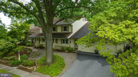 345 Pennsylvania Ave, Shillington, PA 19607 photo 6