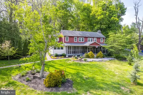 25 Forgedale Rd, Fleetwood, PA 19522