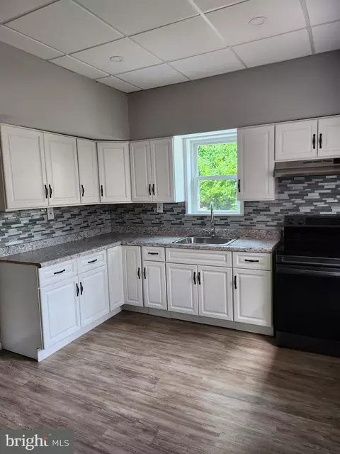 1011 Oley St, Reading, PA 19604 photo 9