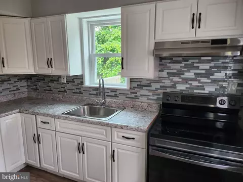 1011 Oley St, Reading, PA 19604 photo 8