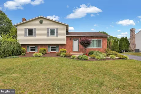 56 Wingert Rd, Wyomissing, PA 19610