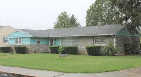 301 Somerset St, Fleetwood, PA 19522
